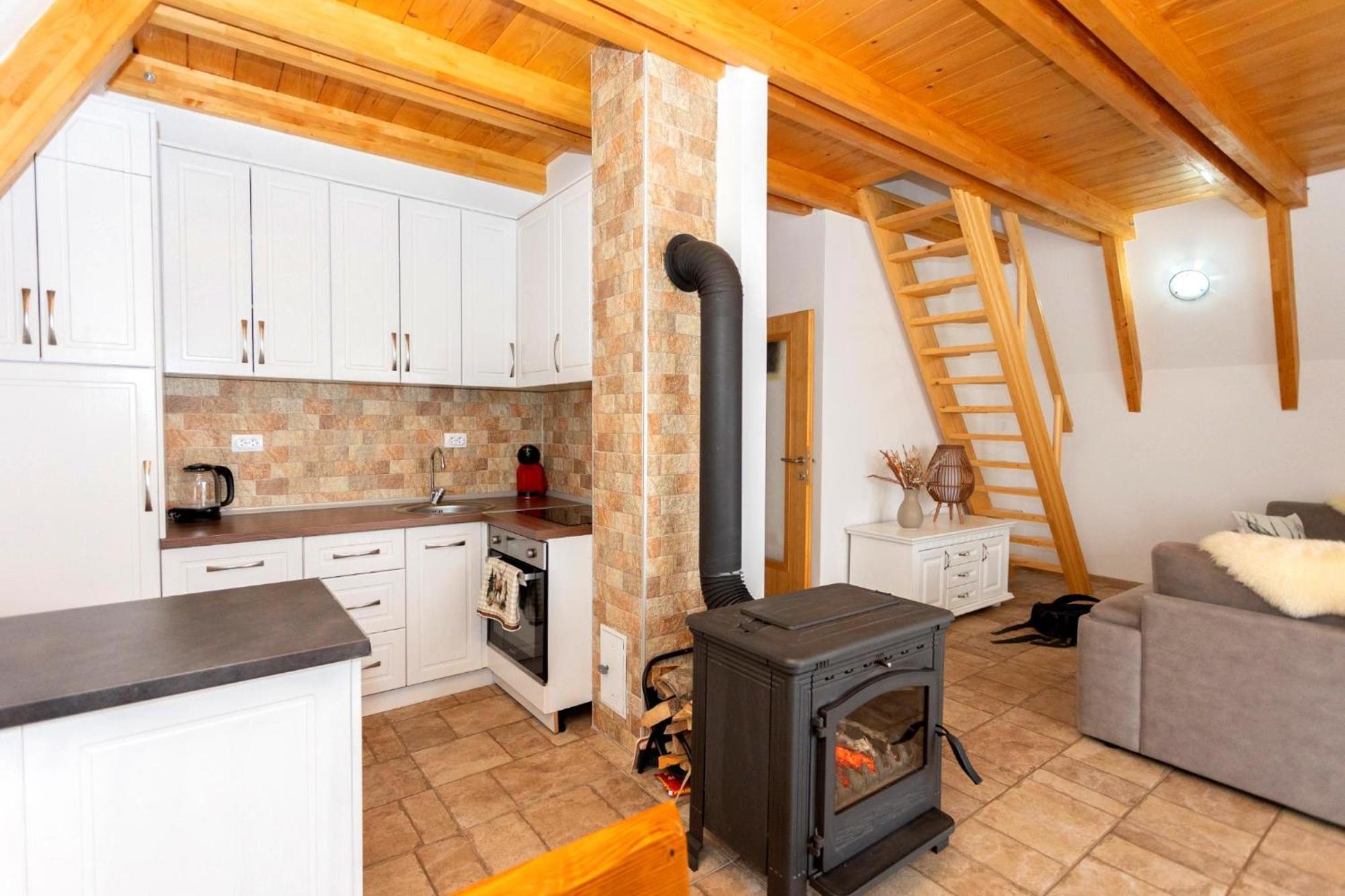 Hill View Chalets Zabljak  Luaran gambar
